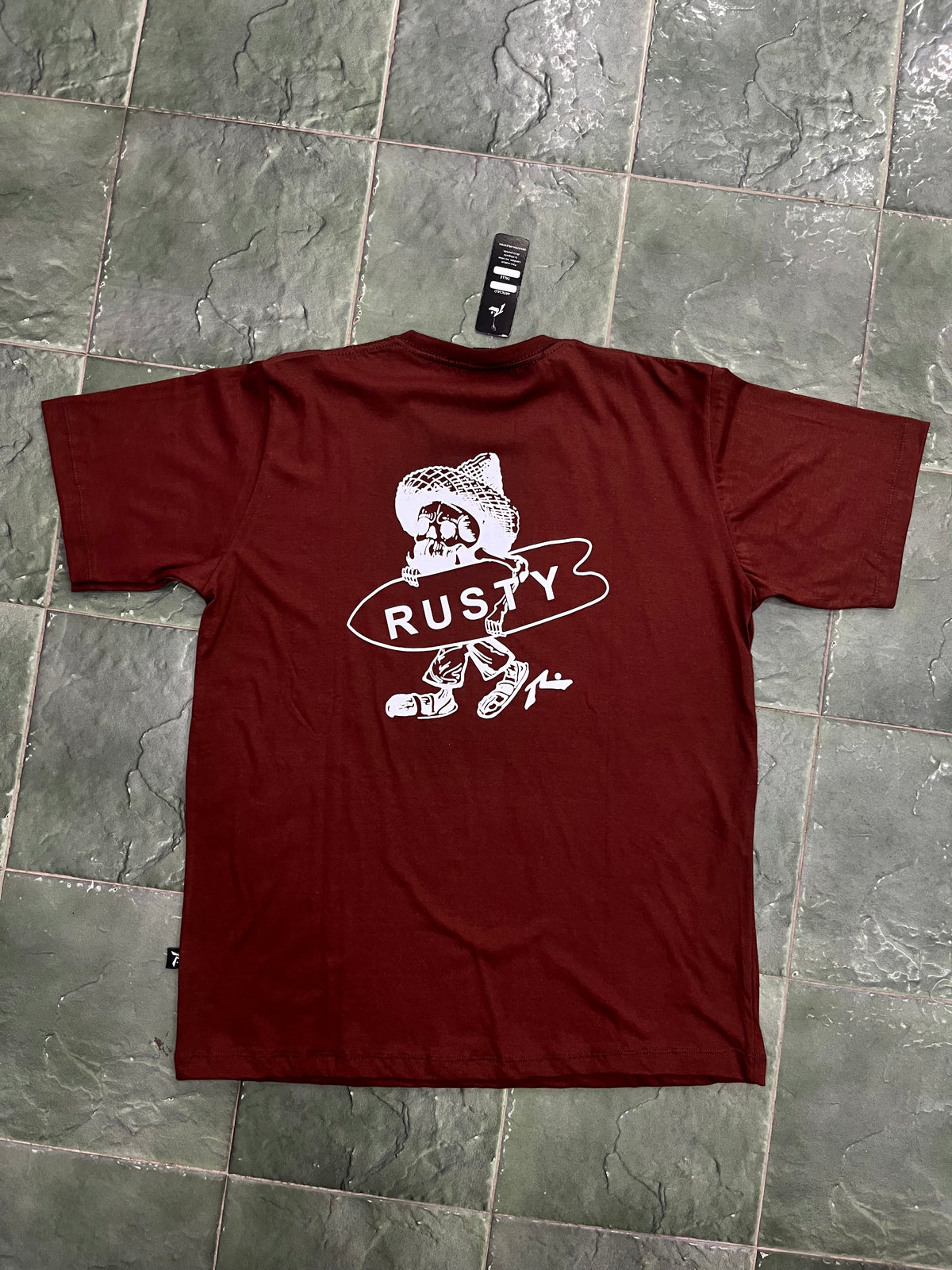 Remera R